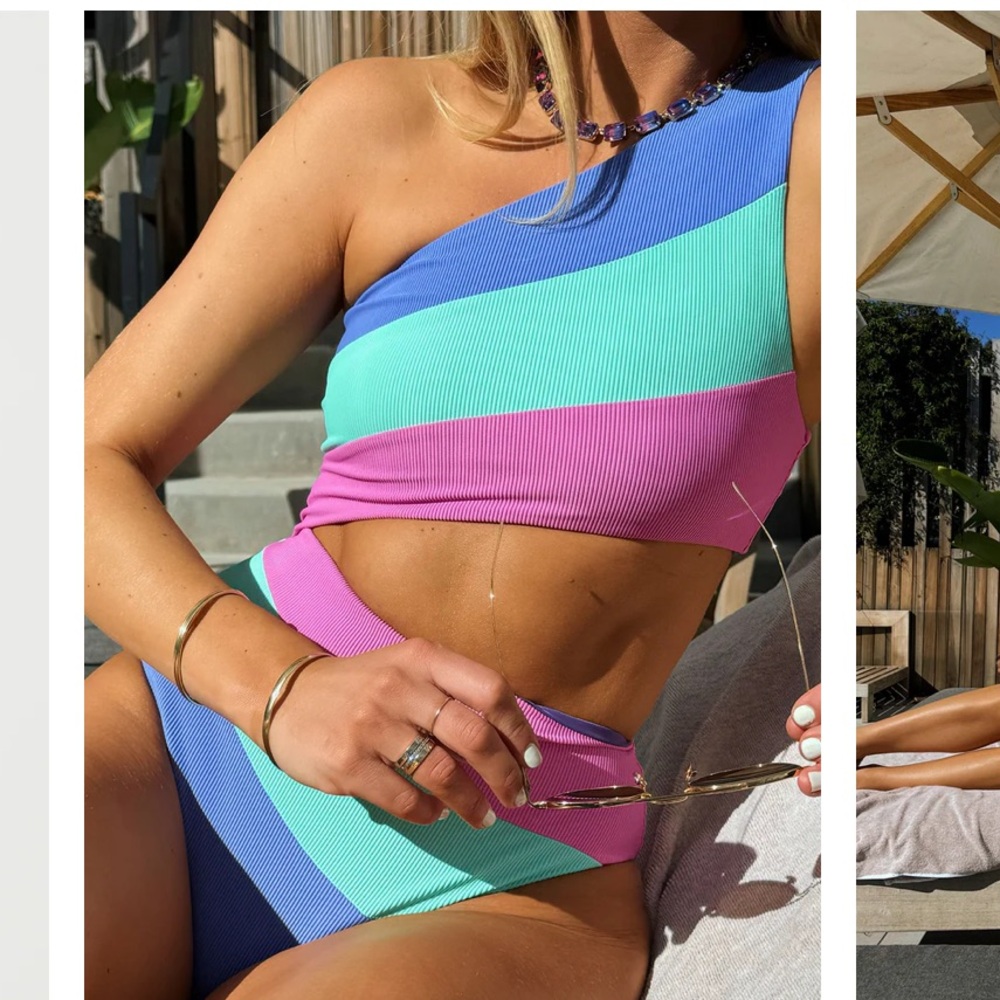 Beach Riot one piece Joyce swim suit - size small